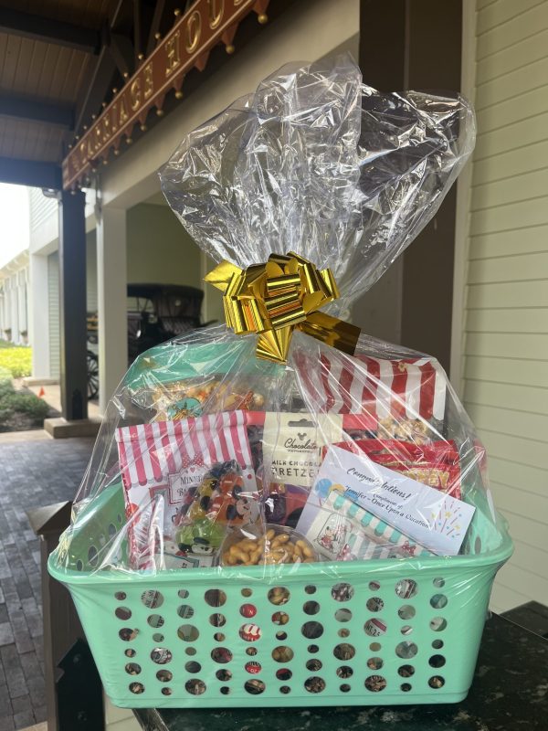 A Touch of Disney Treats Gift - Image 2